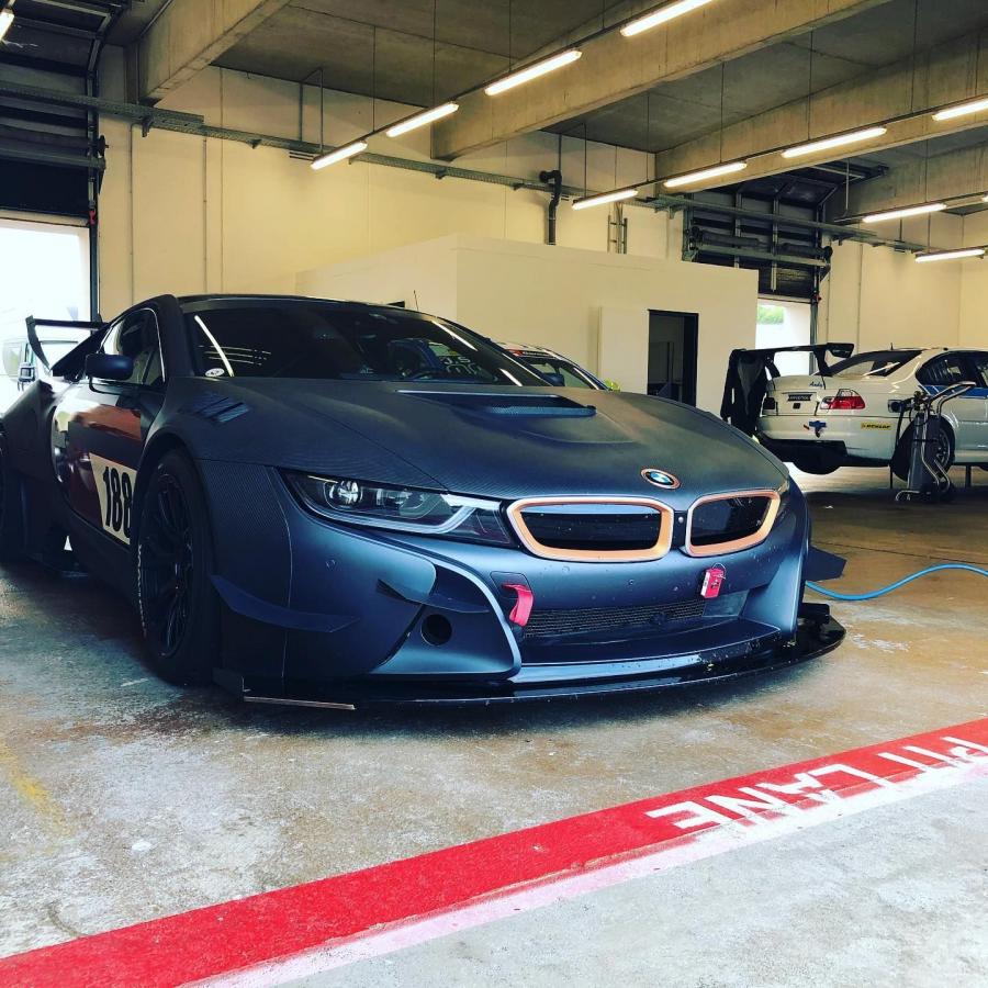  BMW i8 Procar by EDO Motorsport 2020 года  (фото 6 из 7)